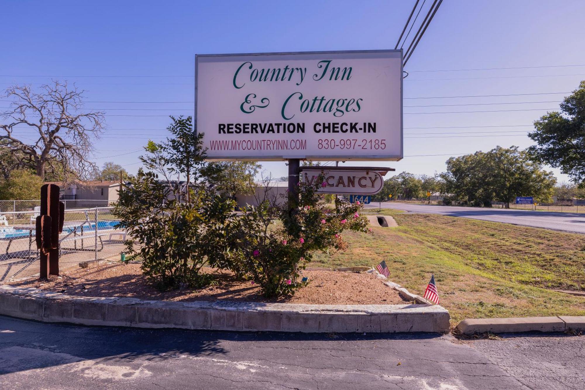 Country Inn Motel 프레드릭스버그 외부 사진
